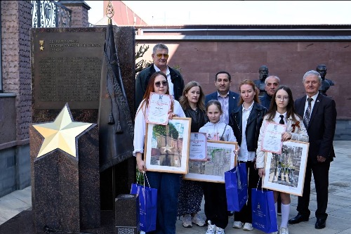 Награждение участников конкурса «В граните, бронзе, памяти людской..