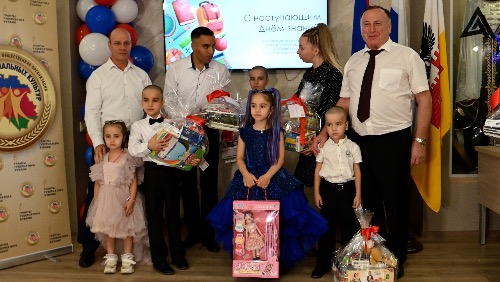 Благотворительная акция помощи детям из семей участников СВО «Соберем в школу вместе»