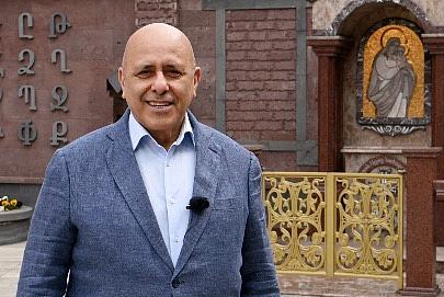 Поздравление ко Дню Материнства и Красоты от Артёма Миносяна