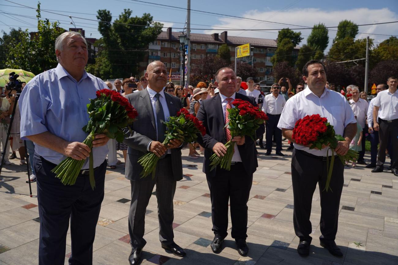 Открытие памятника выдающемуся русскому художнику Ивану Айвазовскому