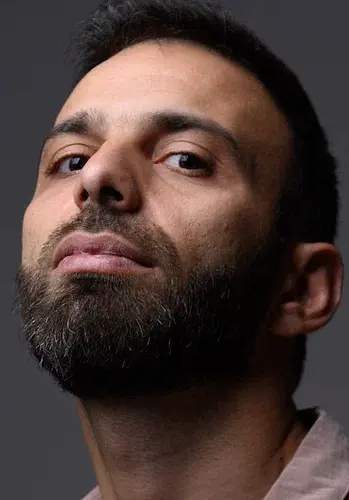 Николай Аветисян — актёр, покоряющий сцену 